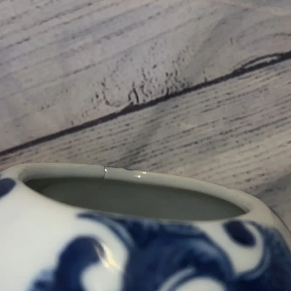 Blue & White Floral Turtle Teapot Tortoise Vintage China Unique Kitsch FLAW